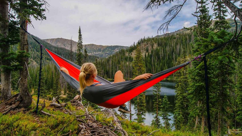 Tents-or-Hammocks-More-Suitable-to-Pick-While-Camping-on-americastrend