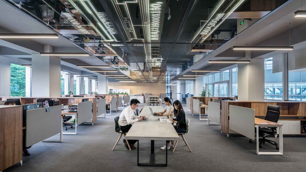 Tips-to-Change-the-Way-of-Feeling-Your-Office-Vibe-on-americastrend