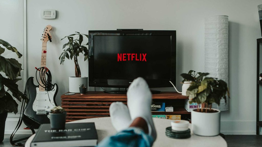 3-Ridiculous-Myths-about-TVs-Debunked-on-americastrend