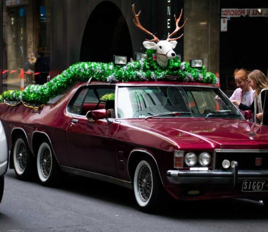 Great-Way-to-Observe-Christmas-Hiring-a-Limo-on-americastrend