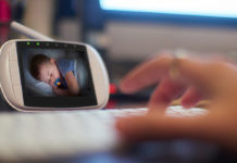 Some-Great-Advantages-of-Using-a-Video-Baby-Monitor-on-americastrend